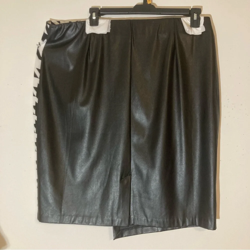*NWT* Ashley Stewart Black & White Pleather/Fabric Skirt, Sz 22-24, fits 3X, NEW - Picture 4 of 13